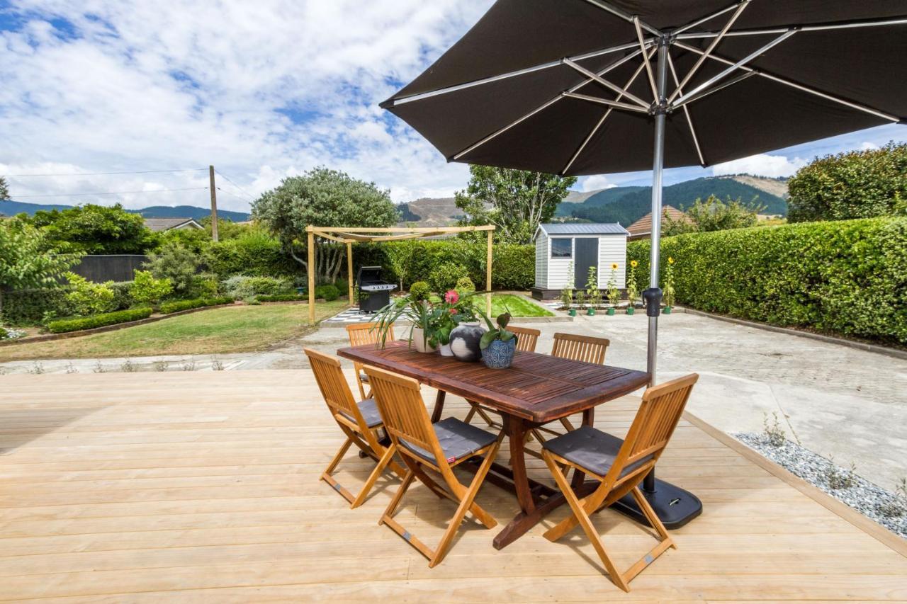 Corokia Villa Richmond Bagian luar foto