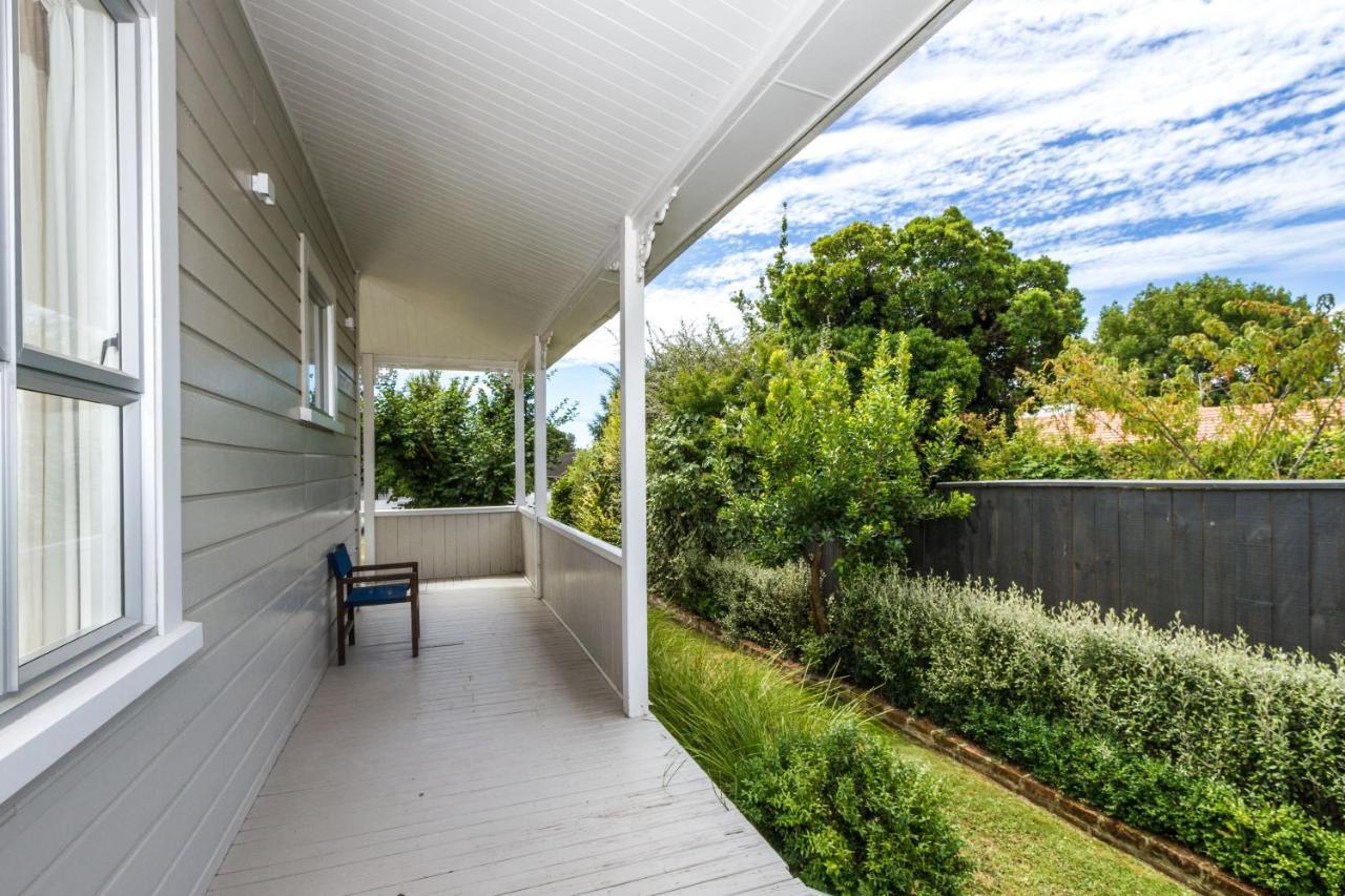 Corokia Villa Richmond Bagian luar foto